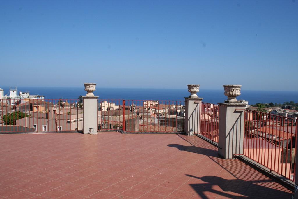 Bed and Breakfast Terrazze Bella Epoque Acireale Exterior foto