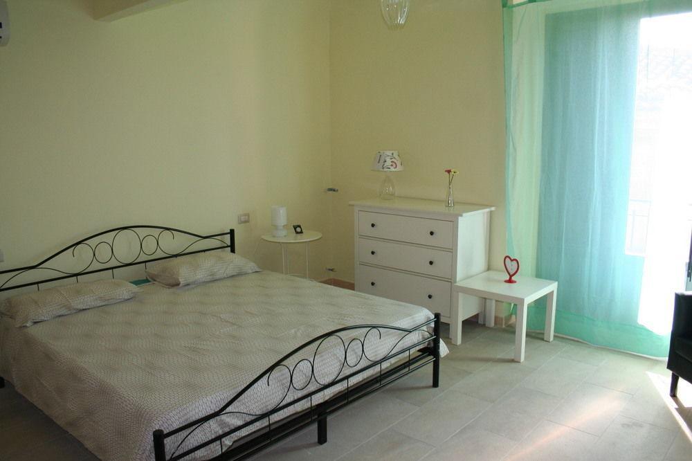 Bed and Breakfast Terrazze Bella Epoque Acireale Exterior foto
