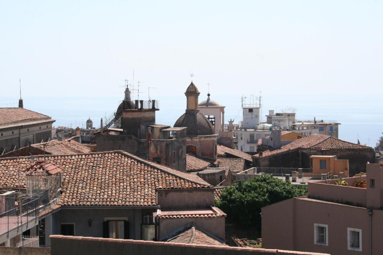 Bed and Breakfast Terrazze Bella Epoque Acireale Zimmer foto